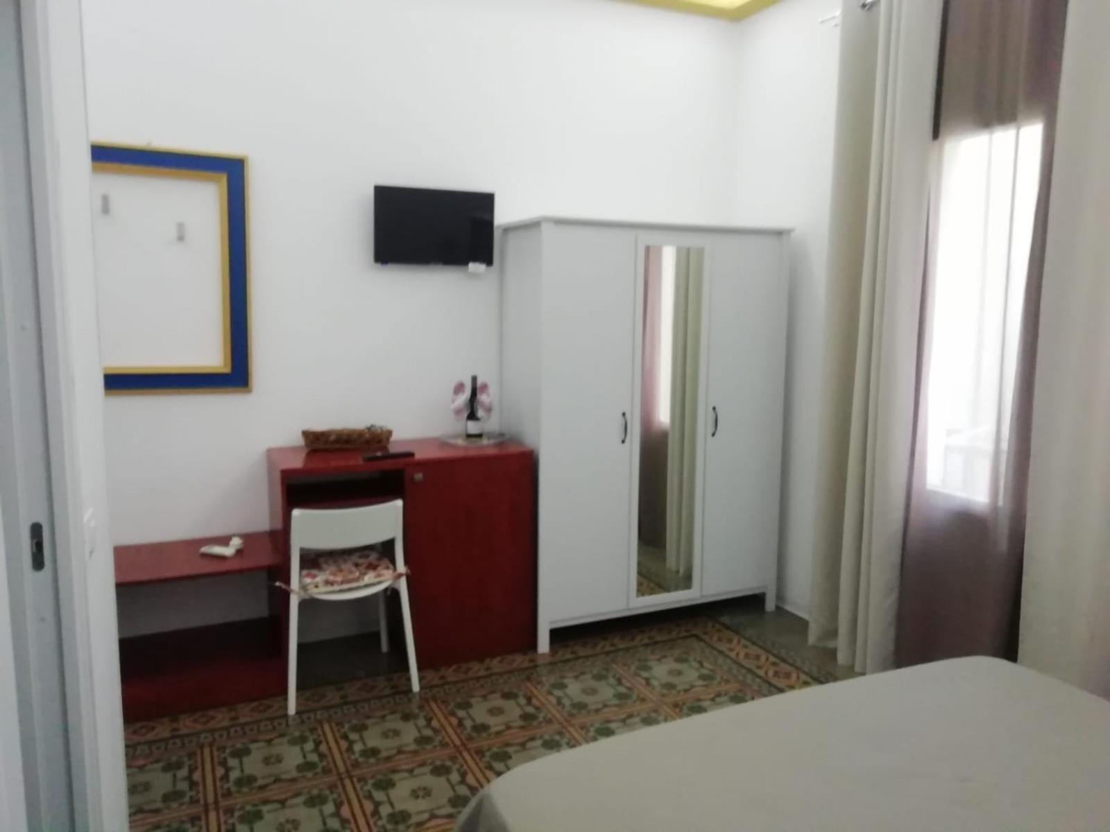 Sat Appartamenti Locazioni Turistiche Brevi-G&P Holiday Home Трапани Екстериор снимка