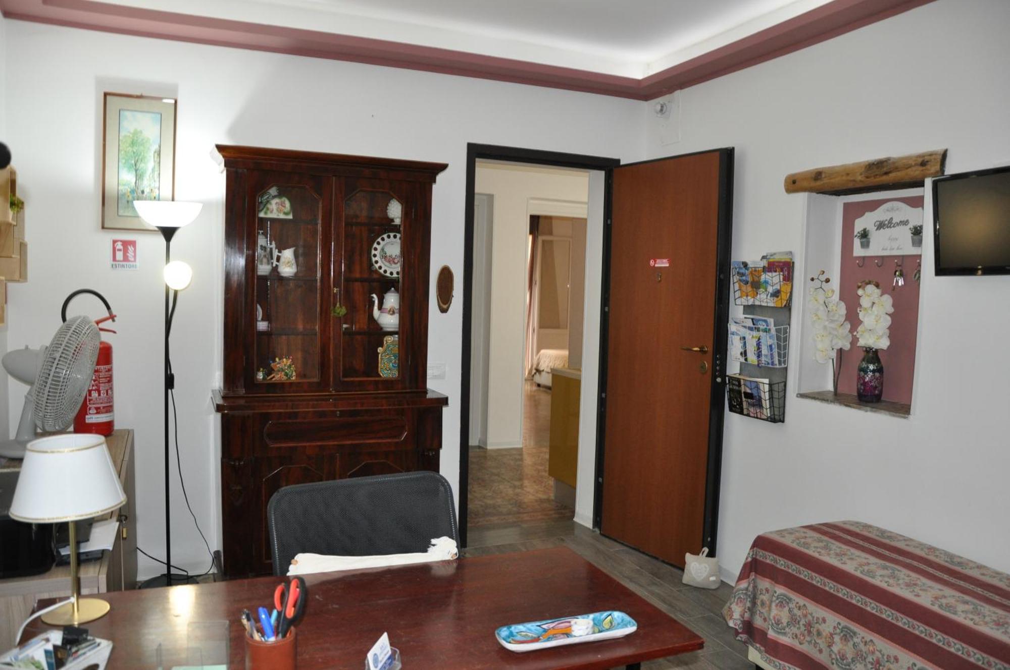 Sat Appartamenti Locazioni Turistiche Brevi-G&P Holiday Home Трапани Екстериор снимка