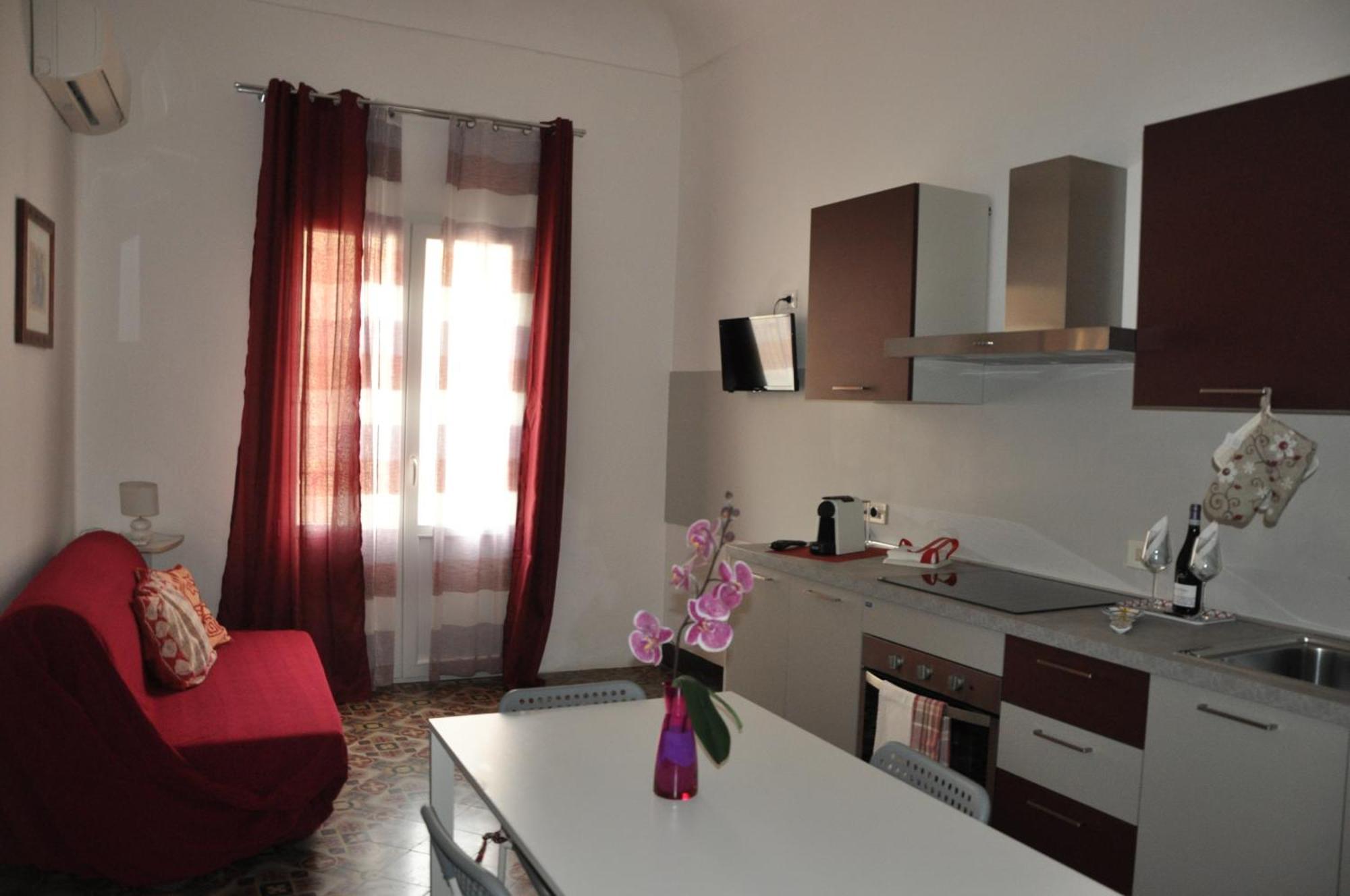 Sat Appartamenti Locazioni Turistiche Brevi-G&P Holiday Home Трапани Екстериор снимка