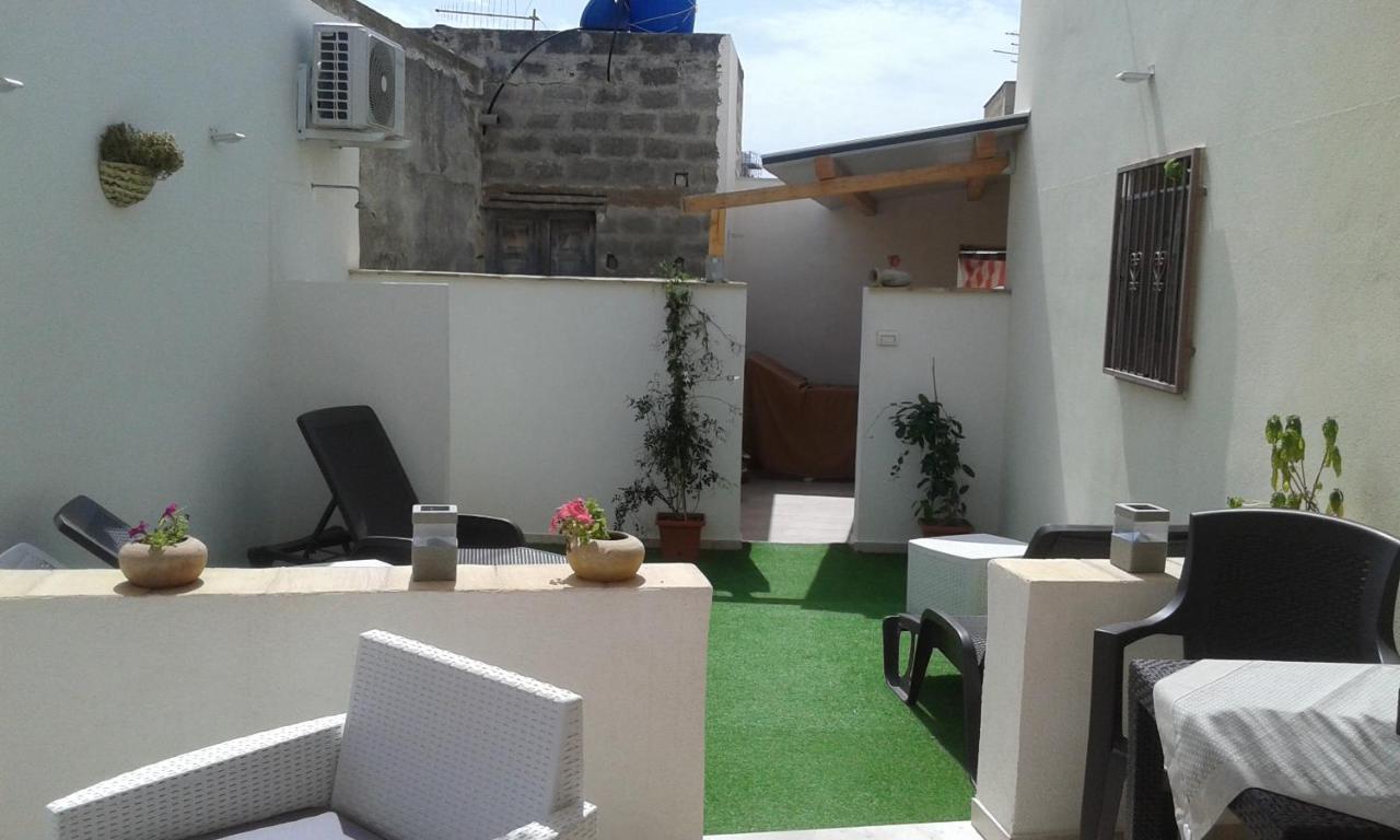 Sat Appartamenti Locazioni Turistiche Brevi-G&P Holiday Home Трапани Екстериор снимка